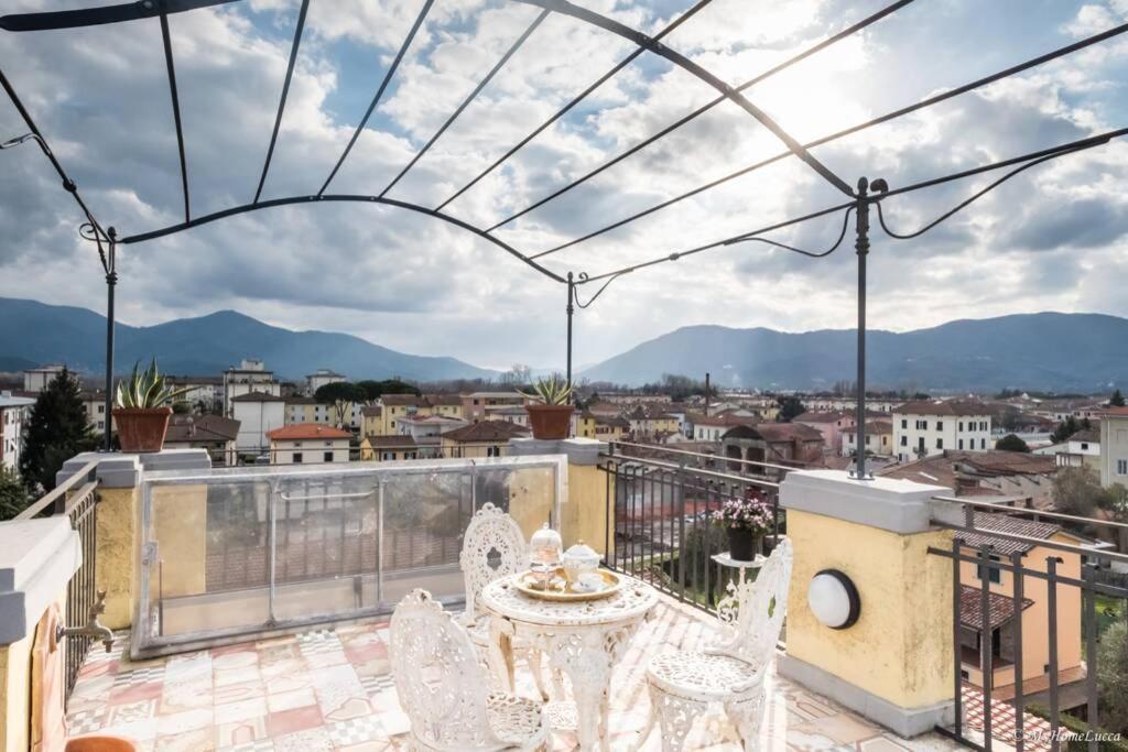 Casa Maria - Attico Di Lusso Vicino Alle Mura Lucca Ngoại thất bức ảnh
