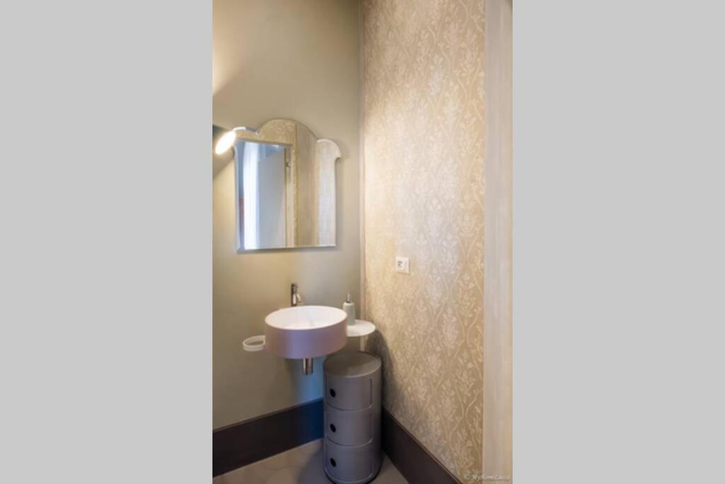 Casa Maria - Attico Di Lusso Vicino Alle Mura Lucca Ngoại thất bức ảnh